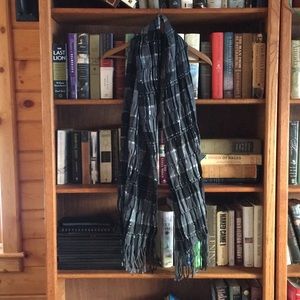 HARLEY DAVIDSON BLACK/SILVER FRINGE SCARF
